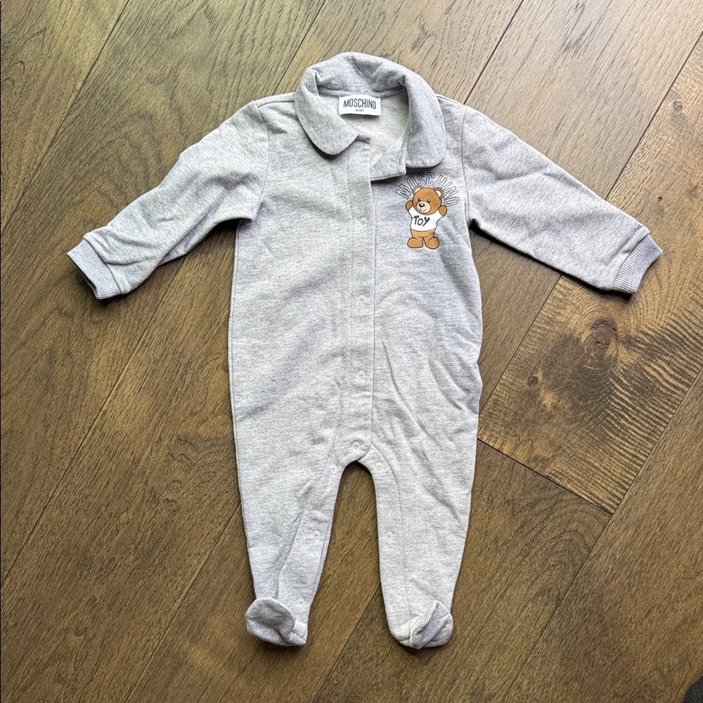 Moschino Light Gray Kids Footie with Bear Design